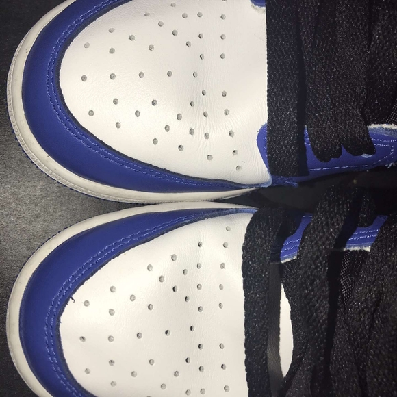 Air Jordan 1 Game Royal (size 5y) - Picture 4 of 5
